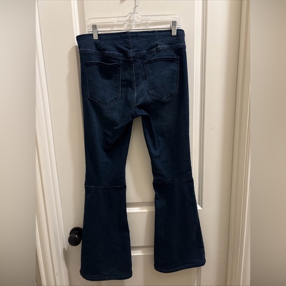 Free People Penny Pull-On Flare Jeans size 29 Western Bohemian Chic Denim Boho - Picture 5 of 5